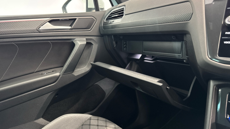 Volkswagen Tiguan 1.5 TSI 150 R-Line Edition 5dr DSG Petrol Estate